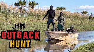 CROC ATTACK! Hunting Crocodile, Fish and Crabs in Outback Australia