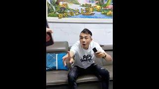 爸爸：今天真的是防不胜防啊，我的结婚照都没有这么贵，又被闺女套路了…… #万万没想到 #内容过于真实 #漏风的小棉袄#父女亲子日常#亲子互动视频#女儿