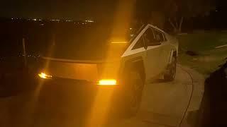 Tesla Cybertruck Lightshow Dance