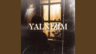 Yalnızım