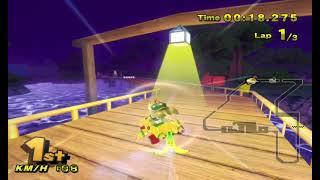Mario Kart Wii Deluxe - Online race on N64 Banshee Boardwalk (1 v 1)