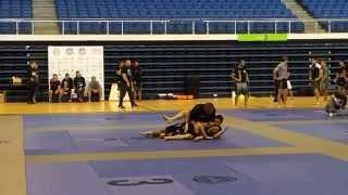 NOGI - NEW ZEALAND GRAPPLER 2013 - STANDING RNC - GOES TO SLEEP - WEBBER - AUCKLANDBJJ.COM