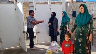 In the uncomfortable meeting of Afsana with Zainab and Noorbakhsh, Farid Noorbakhs