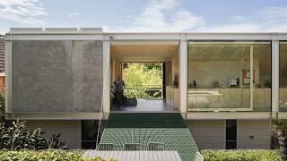 How Simplicity and Nature Influence This Architect’s Own Modernist Home