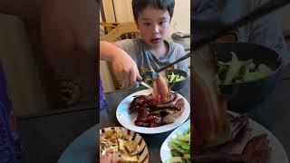 在德国如何做一顿四川农家饭 好久没做中餐了，这一顿大人小孩都吃的很满足