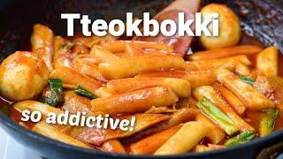 How to make tteokbokki (Korean spicy rice cakes)! So addictive!