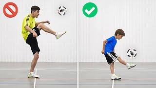 THIS IS WHY at 6 YEARS OLD he easily juggle the ball 100 TIMES ● Football Juggling Tutorial