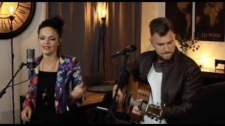 Acoustic Duo For Weddings in Lake Como Italy - Forever Young Duo (Live Music)