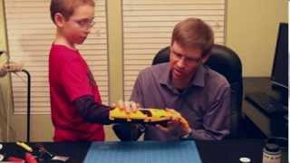 Assembling and Testing the Cyborg Beast 3D Printed Prosthesis (3D Universe)