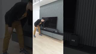 Консольная ТВ-тумба на усиленных навесах