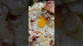 #жаренная картошка # с малосольными огурцами #