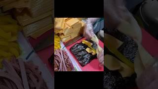 빈약한 재료를 손으로 대충 찢어 만드는데 365일 줄서는 김밥집?! 백종원이 극찬한 곳 Korean street food