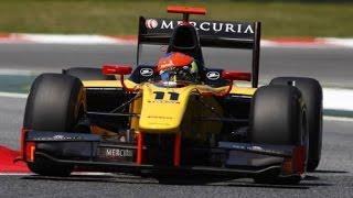 Romain Grosjean overtakes 3 cars in 2 corners, 2011 GP2 Barcelona