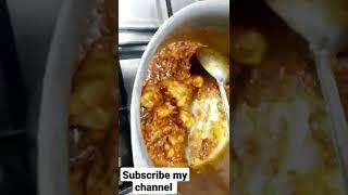 mash ki daal or chicken