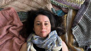 Grizzlie Knits Podcast - Bonus Episode!! Taking you on a tour of my Shawl Wall!!!!