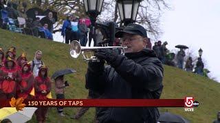 Thanksgiving parade halts for solemn moment honoring military history