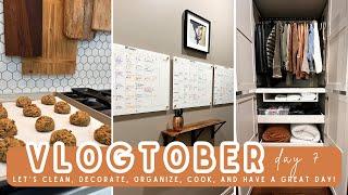 VLOGTOBER 2024 | COZY FALL | EASY FALL DECOR | EASY FALL RECIPES | HOLIDAY PLANNING | AUTUMN