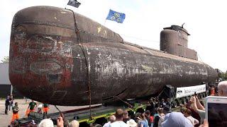 Das U-Boot U17 / Ankunft in Speyer und Transport ins Technik-Museum  4K Video