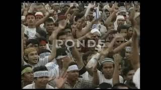 Bagian 14 | Banda Aceh, 08 November 1999 - Unjuk rasa di Ibukota Provinsi Aceh