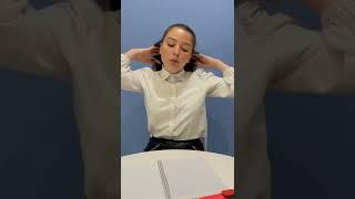 Смешно же пошутила? #юмор #смешныевидео #приколы #школа #школьныегоды #детство
