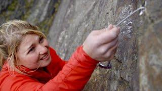 Super Sketchy E9 On UK Sea Cliff - Hazel Findlay