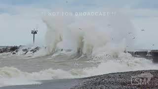 01-01-2025 Erie, Pennsylvania - Heavy Snow Leads to New Years Travel Issues - Huge Waves Lake Erie