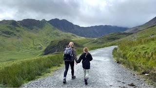 The QUICK & SIMPLE way to hike SNOWDON!