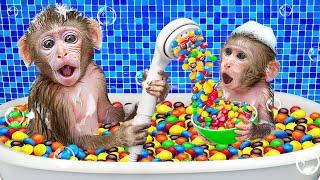 Monkey BuBu Take a Bath with Cute Monkey in Magic Bathtub Full of M&M Candy - MONO BUBU ESP