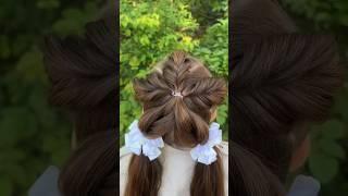 Похоже на цветок ? #прически #прическившколу #причёскидлядевочек