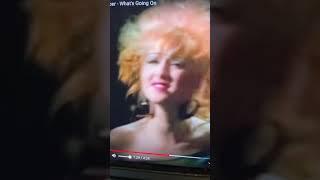 Surprised Taylor Swift asks what’s going on? #midnight #questions #taylor #swifttok #cindylauper