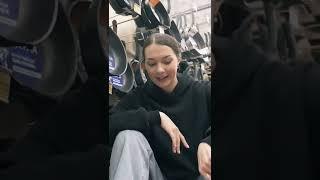 Не знаете как выбрать сковородку? тогда скорей включайте наше новое видео на канале