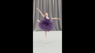 The Royal Ballet School #InsideTheStudio​ - solo from Paquita