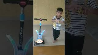 Babyhug 3 Wheel Kids Kick Scooter | Best Kick Scooter For Kids #shorts #babyhug #firstcry