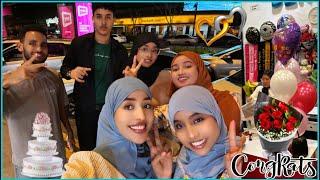 UGU DAMBEEN  AMIIRA OO SHEEGTAY XILIGA SAXDA AROOSKEEDA DHACAAYO UBUX AYAA LEYS GUDOON SII CAAWA 