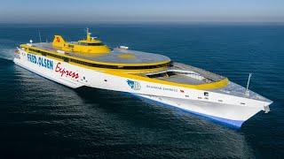 WORLD’S FIRST AND LARGEST HIGH SPEED PASSENGER TRIMARAN FERRY