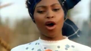 Yvonne Chaka Chaka - Umqombothi