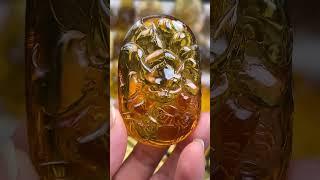 蓝珀九尾狐                               琥珀界十大雕刻师作品         翡翠，蜜蜡旗舰店-坤熙翡翠，蜜蜡店