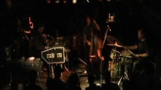 Kickin Up Dust- Robert Walters Trio