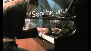 Dilara Ezber - Bach English Suite No:2 in A minor - Gigue (BWV 807)