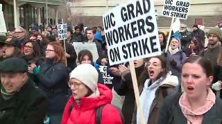 Strike by UIC teaching assistants enters third week