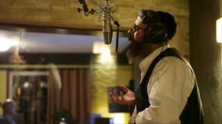 אחינו בביצוע אייזיק האניג  Isaac Honig sings acheinu