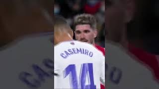 Casemiro loves battle with De Paul 