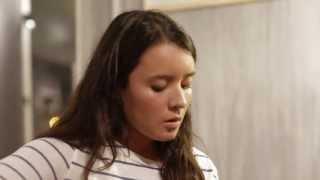 Natalia Gonzalez - Shiver (Cover) @ The CakeShed