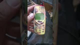 Nokia Classic Phone 3310 Old is Gold