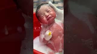  NICU Bath Time  | Fragile Preemie’s First Gentle Wash