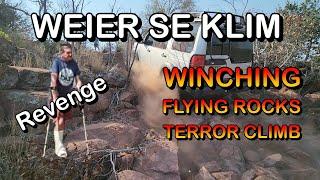 S4E2 We drive a terrifying rocky climb; winches and flying rock at Weier se Klim Thabo Monate