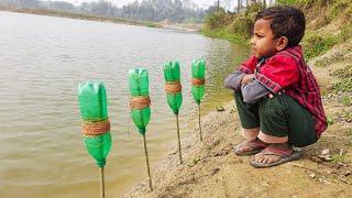 Best Fishing Video 2022  | Traditional Boy Catching Big fish With Plastic Bottle Fish Hook By River