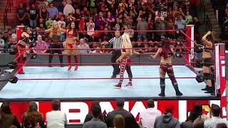 The Bella Twins & Natalya Vs The Riott Squad - WWE Raw 24/09/2018 (En Español)