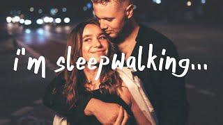 Zach Hood & Sasha Alex Sloan - Sleepwalking (Lyrics)