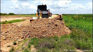 Starting Step2 Road Construction Connecting Use Smart Driver Operating Of Dozer Pushing Stone